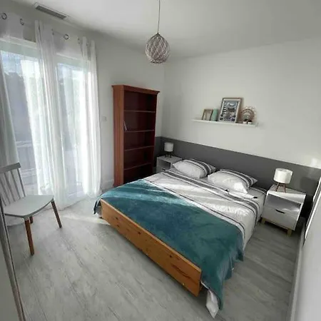 Holiday home Maison 6 Personnes Climatisee Fibre *