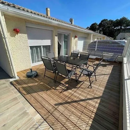 Holiday home Maison 6 Personnes Climatisee Fibre Soulac-sur-Mer